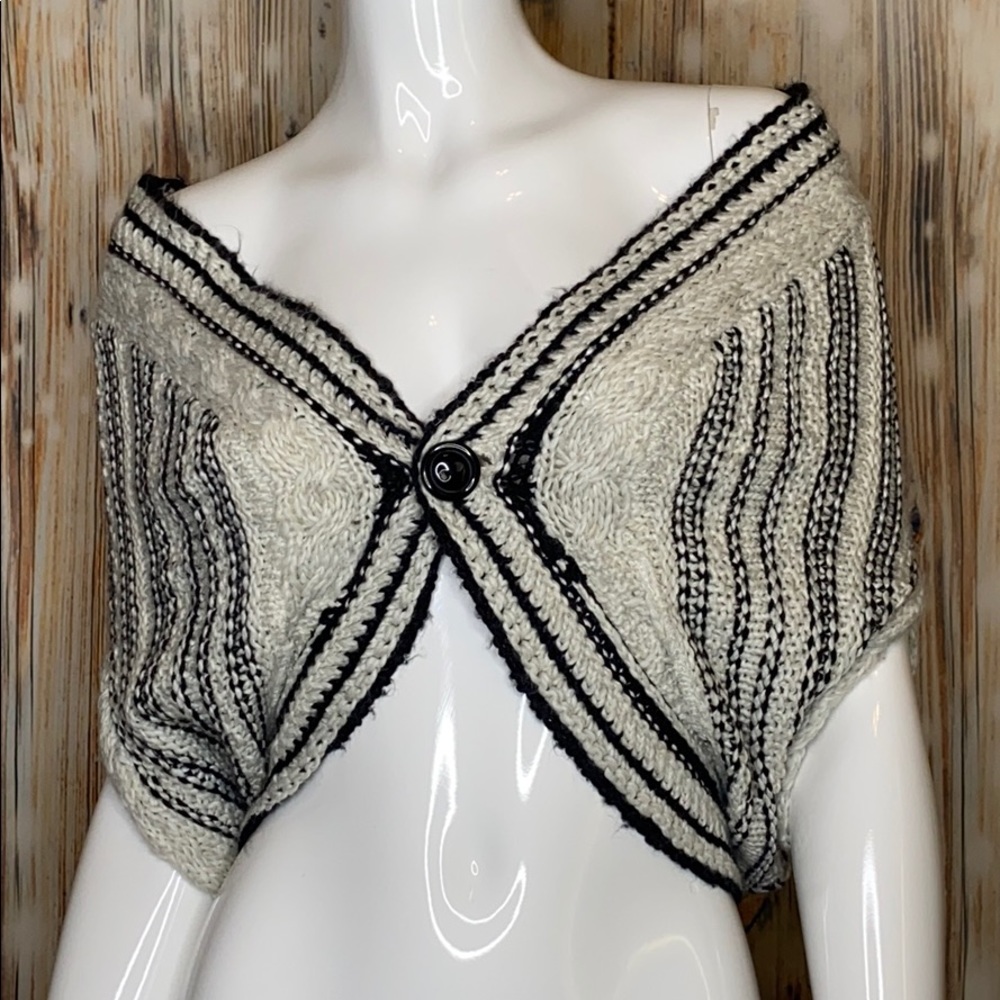 CAbi Black & White Chunky Knit Shawl